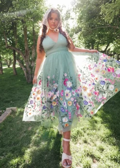 JessaKae Bouquet Dress* Midi Dresses